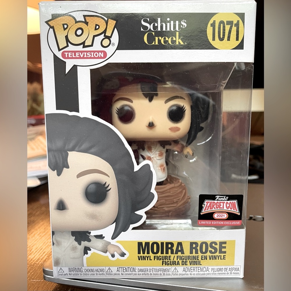 Funko Pop! Television Schitt$ Creek, Moira Rose #1071. Target Con 2021 Exclusive